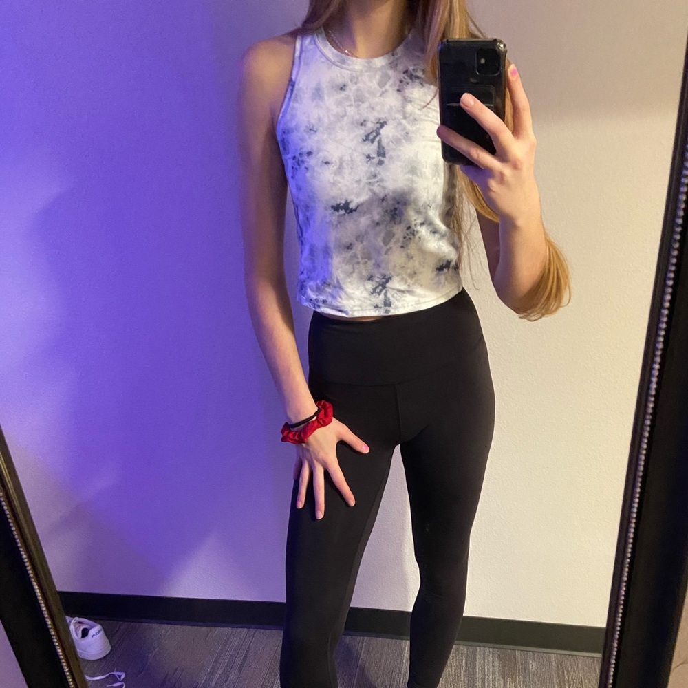 ⭐️CROPPED WORKOUT TANK⭐️